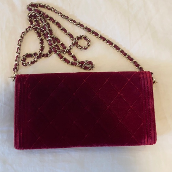 CHANEL BOY VELVET WALLET ON A CHAIN WOC BAG - Picture 8 of 10